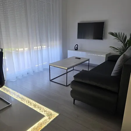 Taratta Apartment *