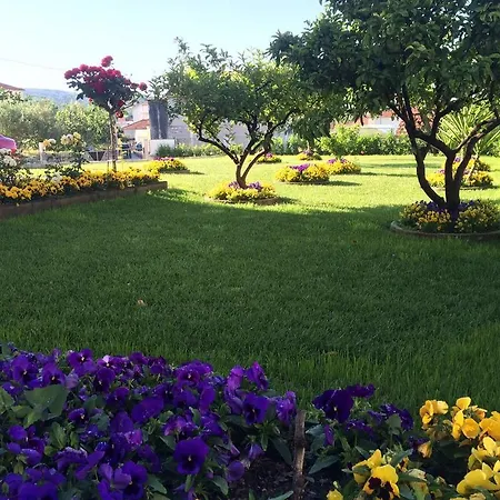 Apartment Taratta Trogir