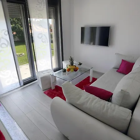 Taratta Apartment *